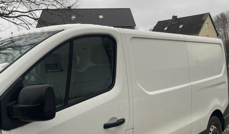 
								Opel Vivaro 2018 full									