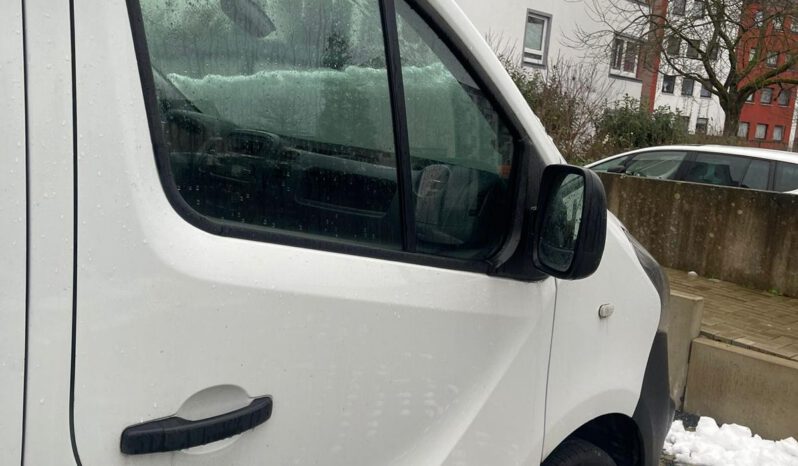 
								Opel Vivaro 2018 full									